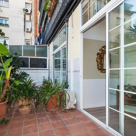 Luxury 4bdr In Gracia Διαμέρισμα