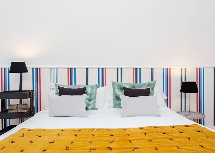 Luxury 4bdr In Gracia Διαμέρισμα *
