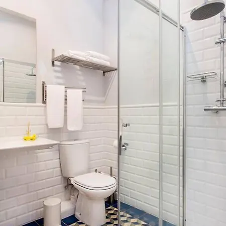 Apartment Luxury 4bdr In Gracia Barcelona