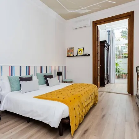 Luxury 4bdr In Gracia Apartment Barcelona