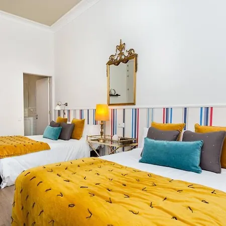 Luxury 4bdr In Gracia Apartment
