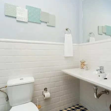 Luxury 4bdr In Gracia