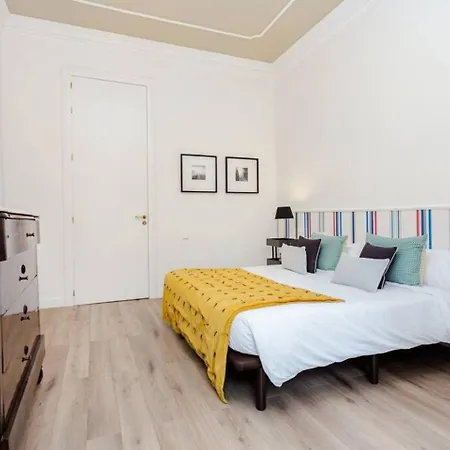 Luxury 4bdr In Gracia Appartamento Barcellona