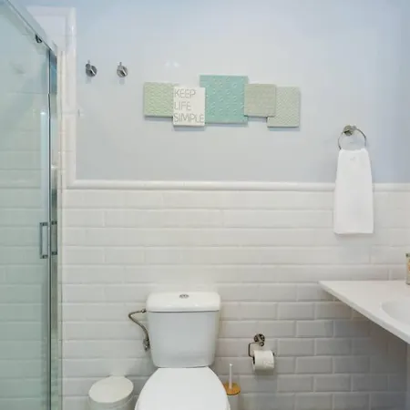 Appartamento Luxury 4bdr In Gracia Barcellona