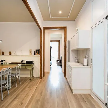 Luxury 4bdr In Gracia *